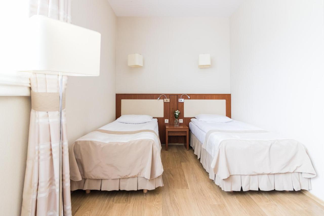 Hotel Osada Karbowko Wellness & Spa Elgiszewo  ภายนอก รูปภาพ